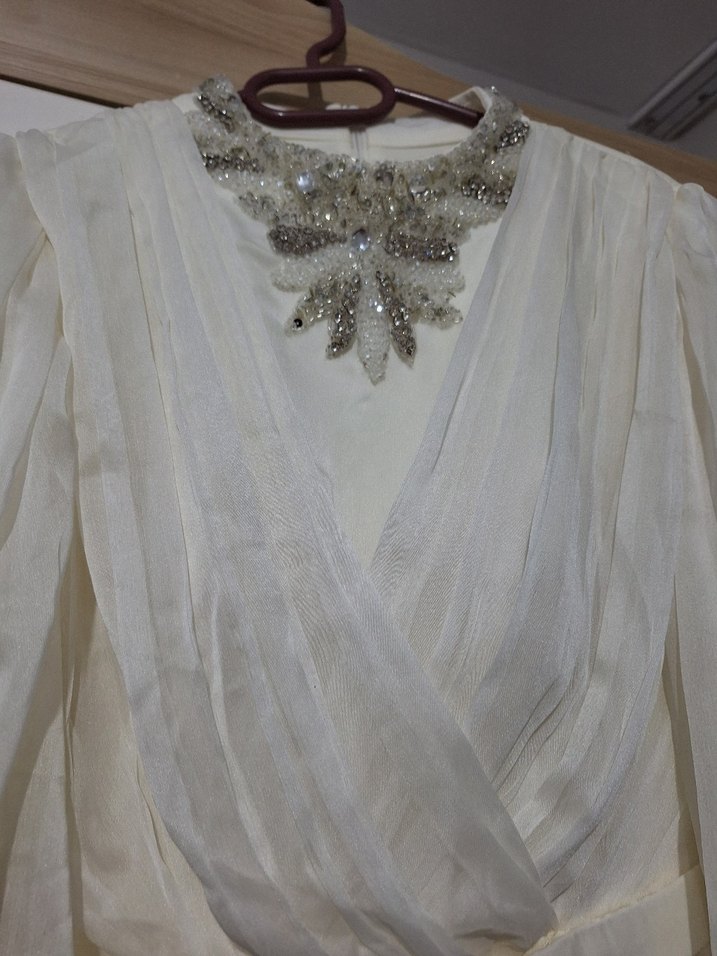 Beyaz Uzun Kollu Keten Uzun Elbise - Görsel 2