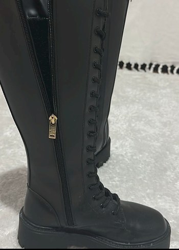 Fermuarlı Siyah Deri Çizme - Görsel 3