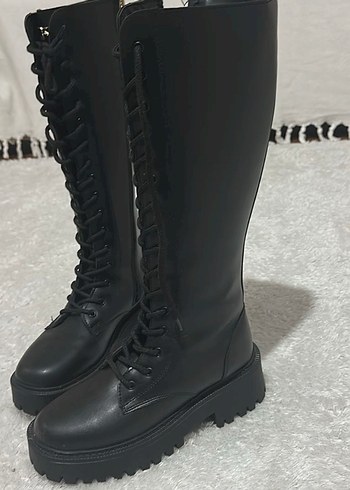 Fermuarlı Siyah Deri Çizme - Görsel 2