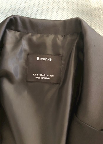 s Beden Bershka Siyah Kadın Zincirli Blazer Ceket