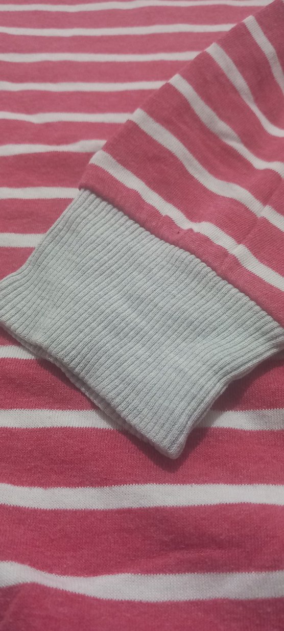 Pembe V yaka svit - Görsel 3