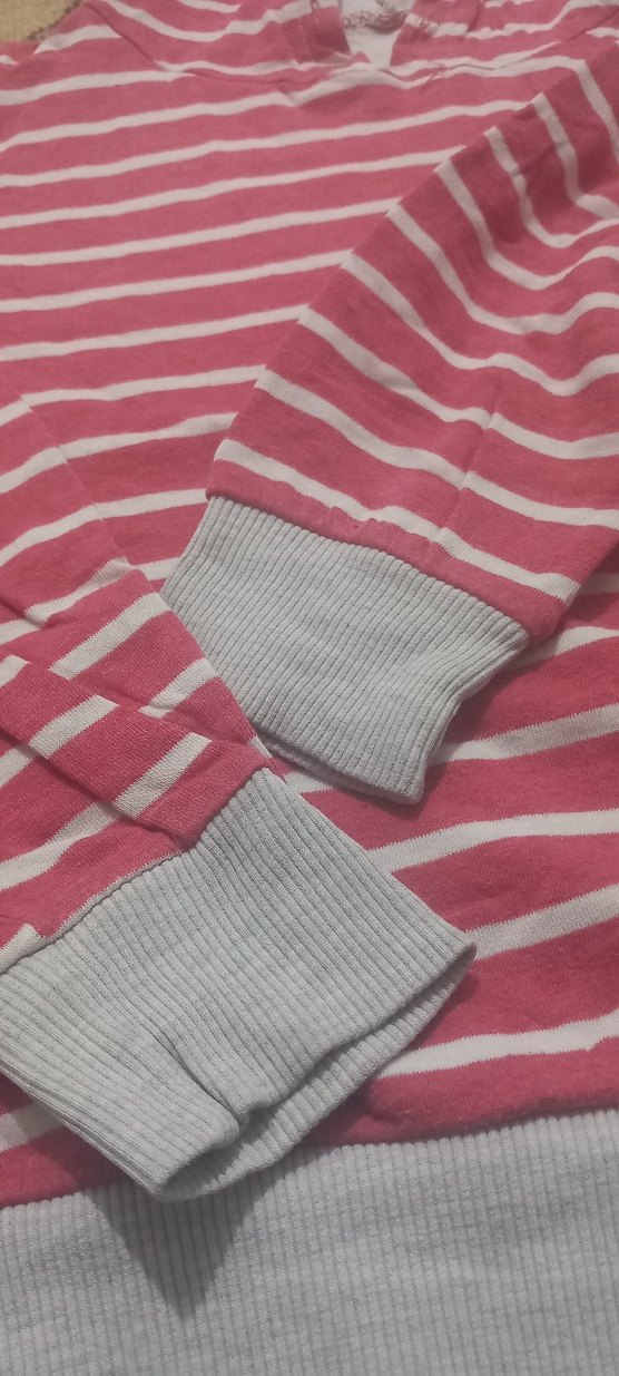 Pembe V yaka svit - Görsel 2