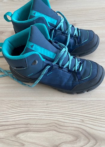 37 Beden Erkek Çocuk Mavi Decathlon Quechua Bot