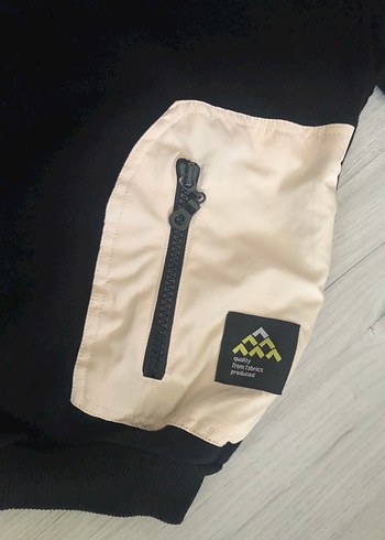 Erkek Çocuk Siyah Sweatshirt - Görsel 4