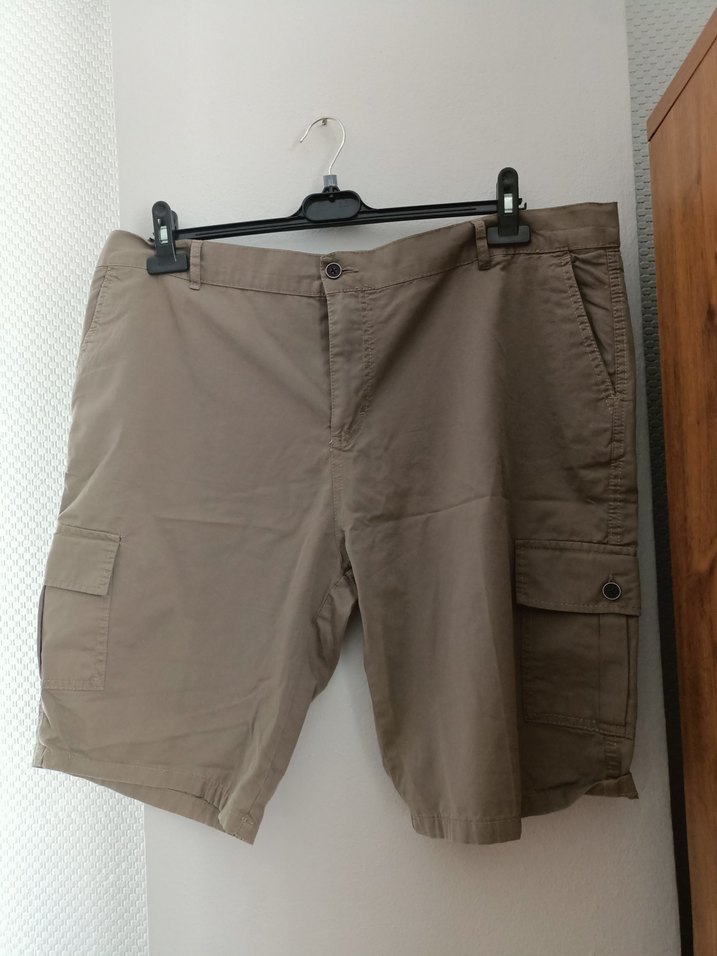 Gri Kemerli Erkek Bej Şort - Görsel 5