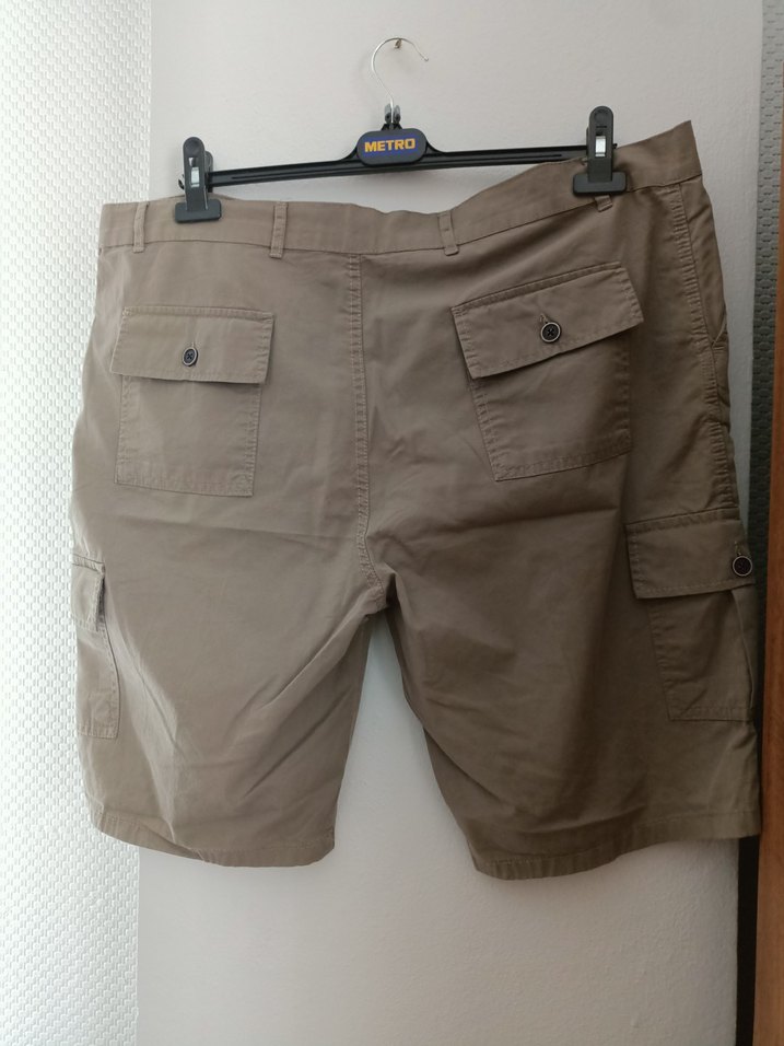 Gri Kemerli Erkek Bej Şort - Görsel 2