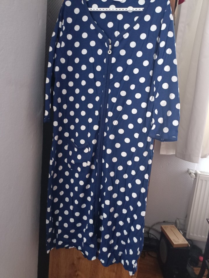 Uzun Kollu Puantiyeli  Sabahlık - Görsel 3