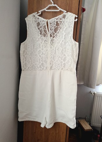 V Yaka Dantel Detaylı tulum - Görsel 3