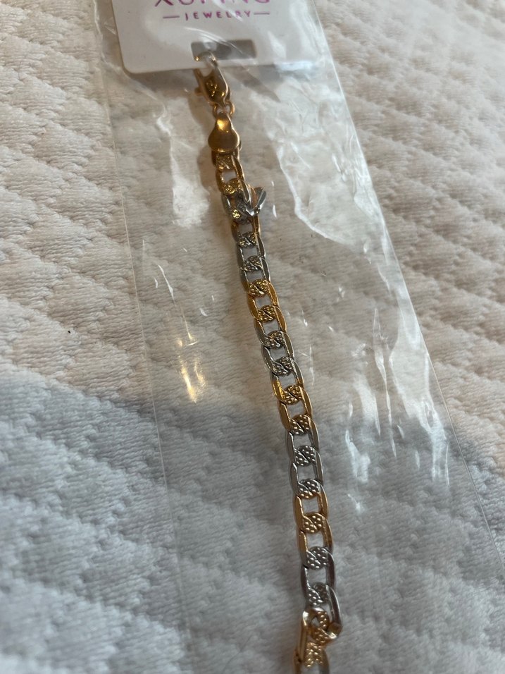 Altın Renk Zincir Detaylı Kadın Bileklik - Görsel 2