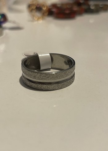 Gri Minimalist Kadın Yüzük - Görsel 2