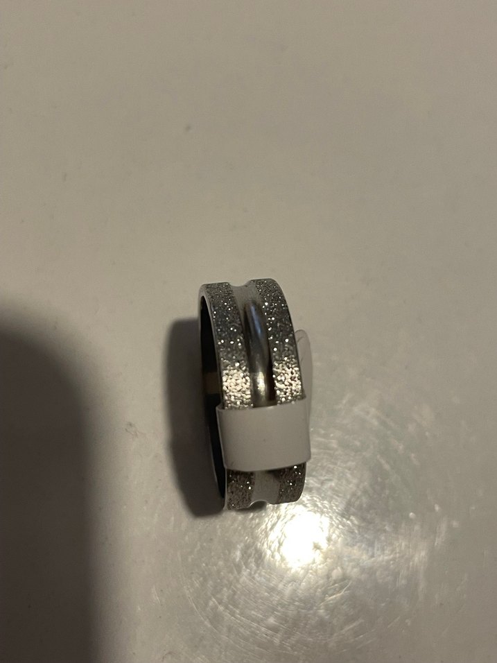 Gri Minimalist Kadın Yüzük - Görsel 3