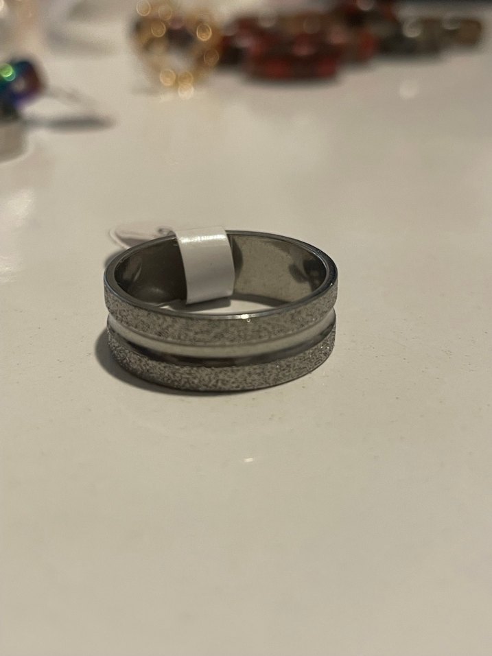 Gri Minimalist Kadın Yüzük - Görsel 2