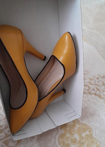 hardal Sarı Stiletto Kadın Ayakkabı