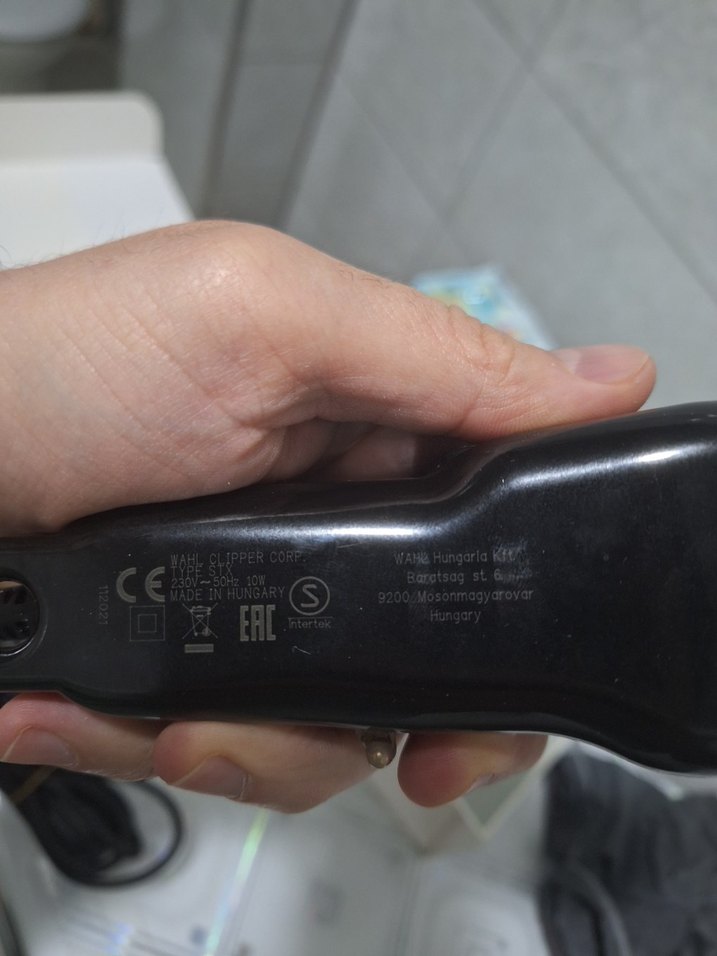 Parlak Bordo Wahl Saç Kesme Makinesi - Görsel 2