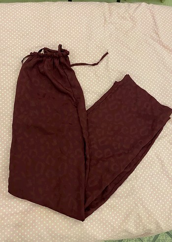 Bordo Kadın Salaş Leopar Desenli Midi Kumaş Pantolon - Görsel 2