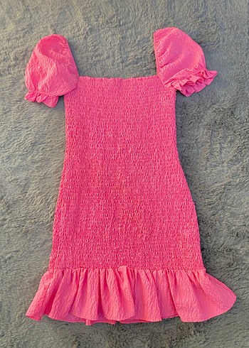 Pembe Fırfırlı Elbise