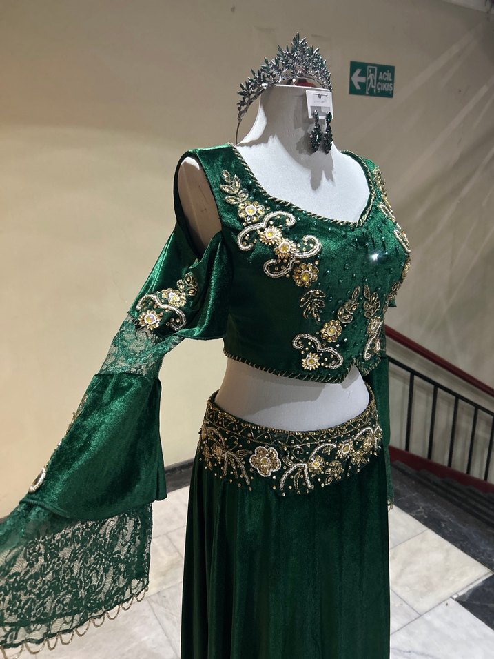 Muhteşem kına kıyafeti - Görsel 5