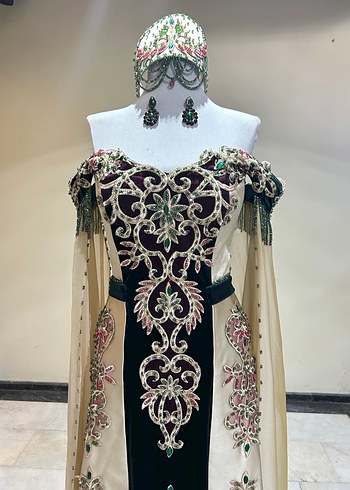 Muhteşem kına kıyafeti kaftan - Görsel 3