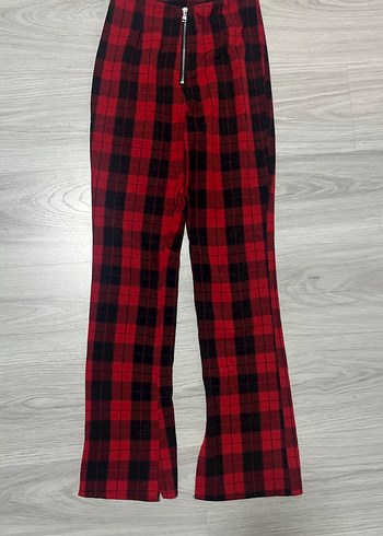 H&M Kırmızı Kareli Düğmeli Kadın Pantolon - Görsel 4