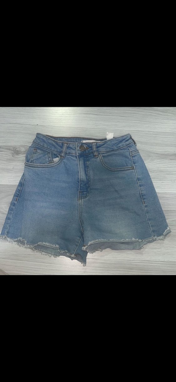 KOTON Kadın Açık Mavi Mini Denim Şort - Görsel 4