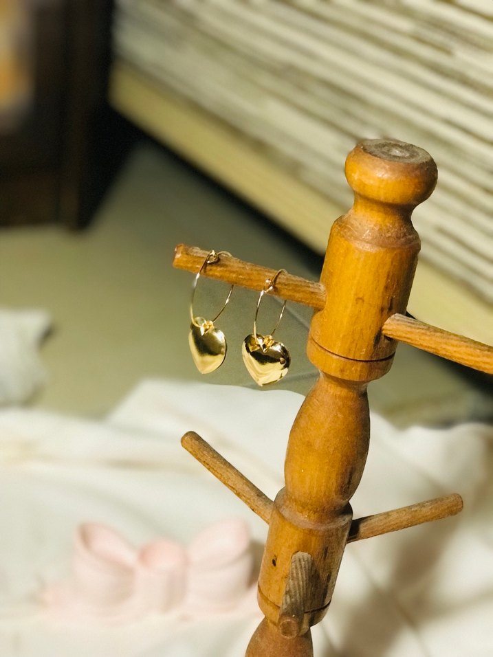 Altın Renk Mini Kalp Küpeler - Görsel 2