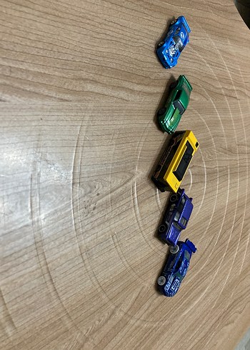  Beden Renkli Mini Oyuncak Araba Seti