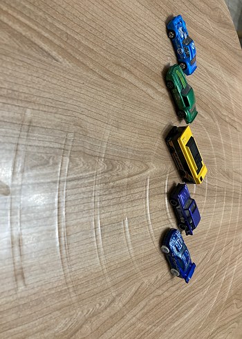 Renkli Mini Oyuncak Araba Seti
