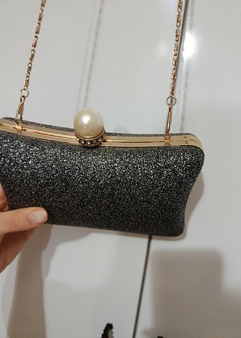 Zincir Detaylı Bej Yılan Desenli Kadın Portföy Çanta - Görsel 3