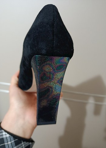 Kilitli Siyah Yılan Desenli Stiletto - Görsel 3