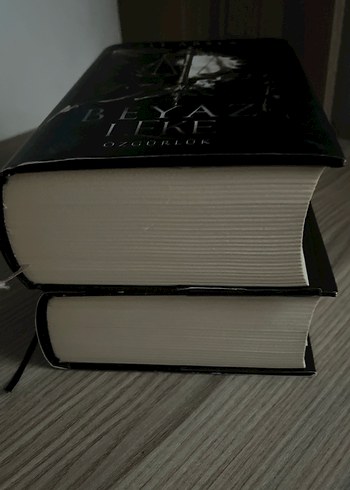 Beyaz Leke 1-2 Kitap Seti