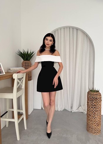Siyah Straplez Mini Elbise