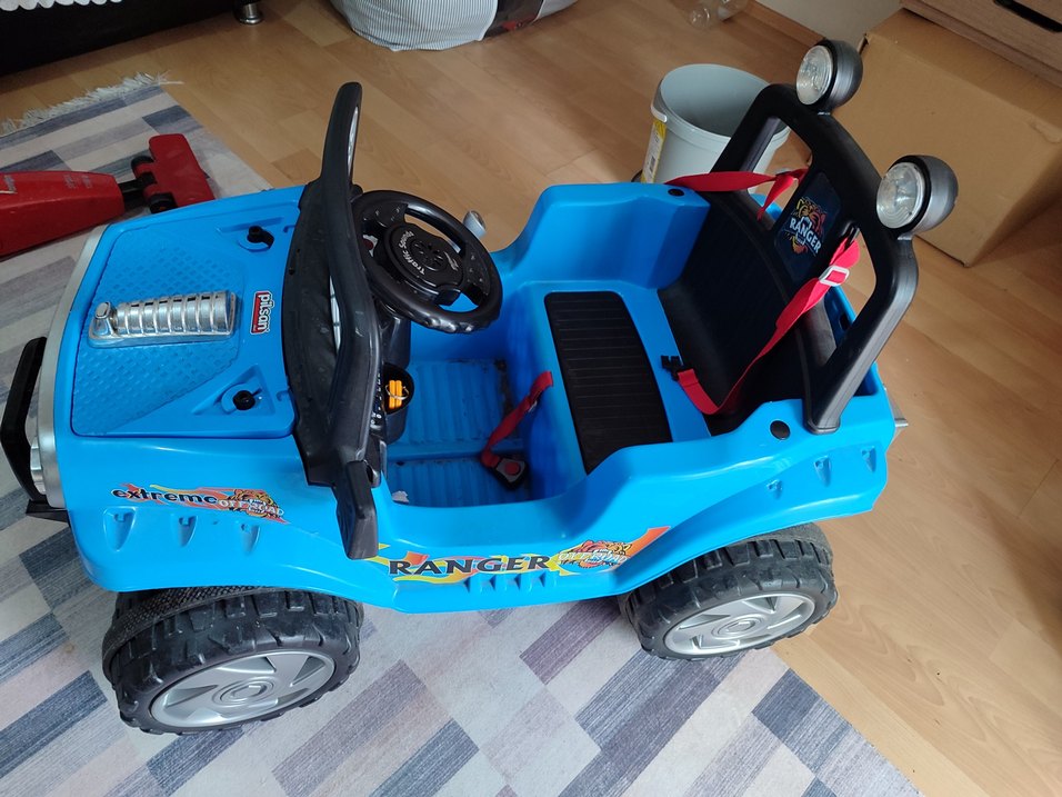 Mavi akülü 12 volt Çocuk Jeep Araba Pilsan marka - Görsel 2