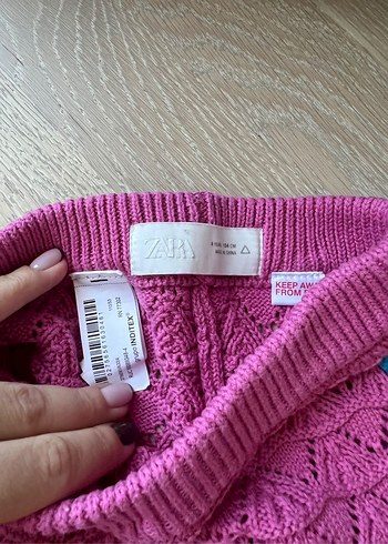 Zara pembe çiçek detaylı takım - Görsel 4