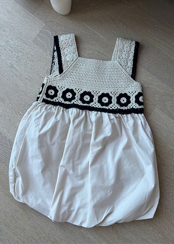 Zara kroşe detaylı balon elbisesi - Görsel 2