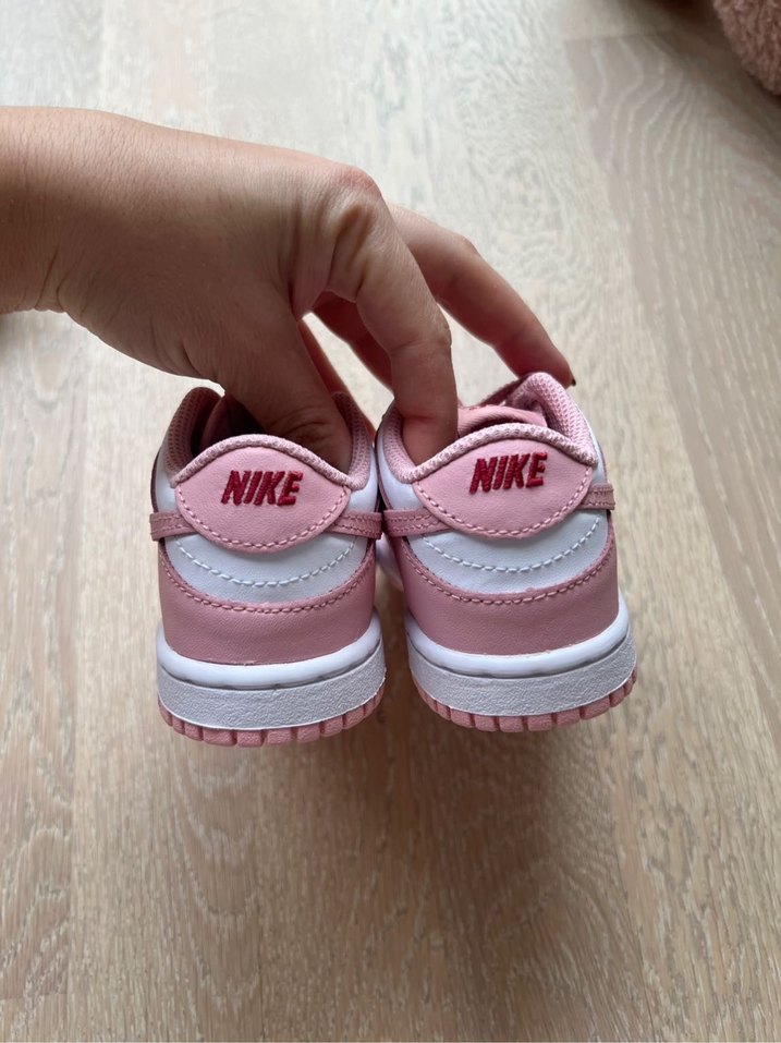 Nike Dunk Low pembe ayakkabı YENİ - Görsel 3