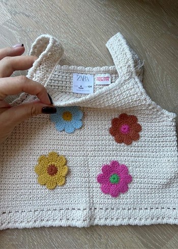Zara çiçek detaylı takımı - Görsel 4
