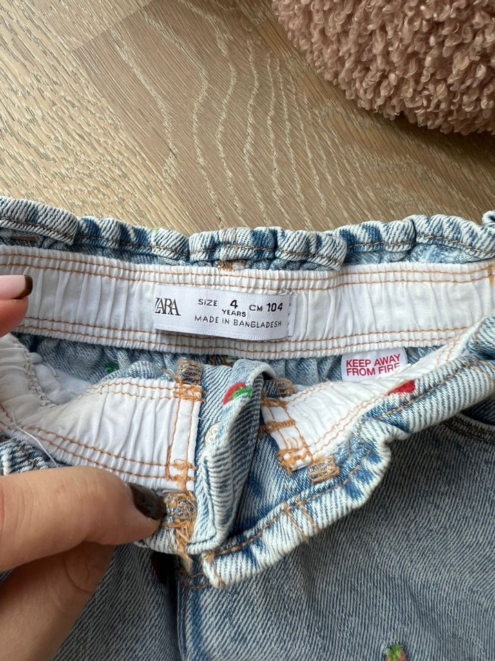 Zara YENİ çiçekli kot etek - Görsel 4