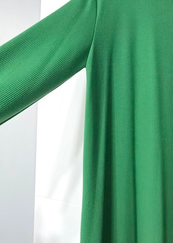 Zincir Detaylı Yeşil Kadın Elbise - Görsel 6