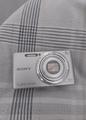 Sony Cyber-shot 16.1 Gri Dijital Fotoğraf Makinesi