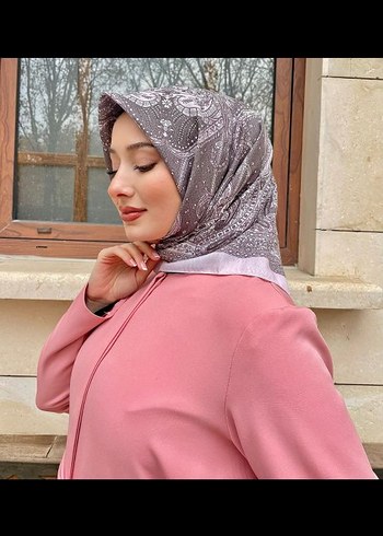 Pembe/gri Desenli Kadın eşarp