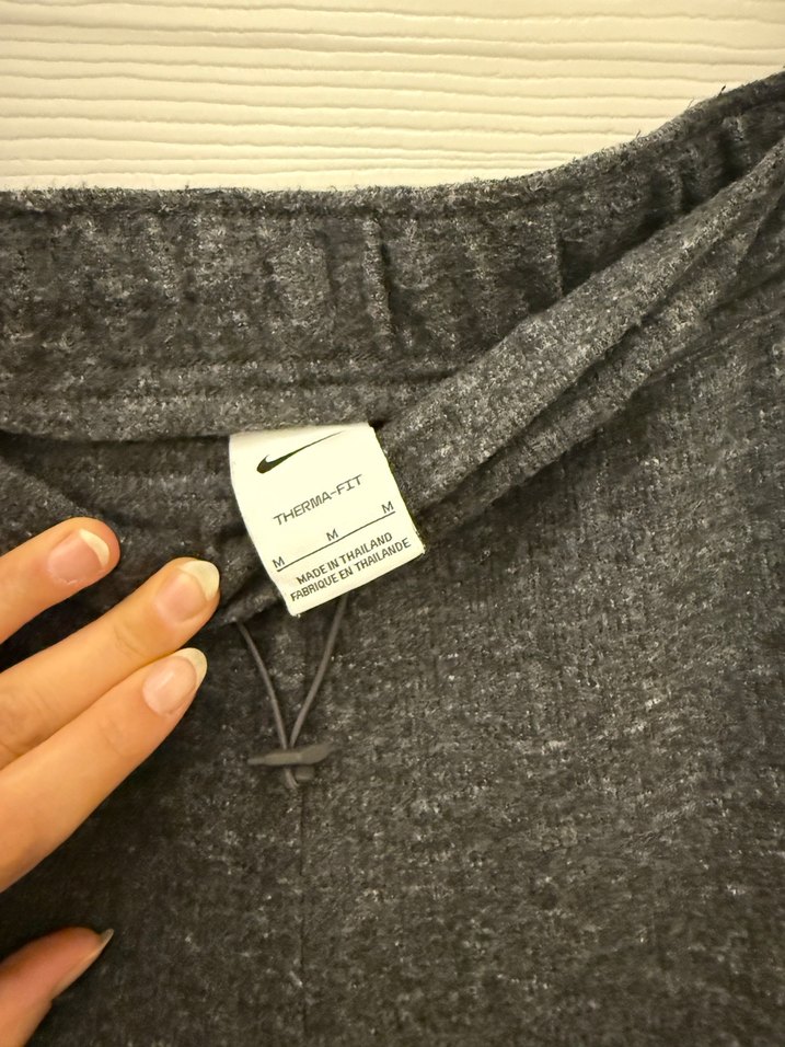 Nike therma-fit eşofman altı - Görsel 4