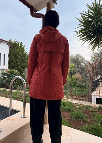 Mango kusursuz Yağmurluk - Görsel 3