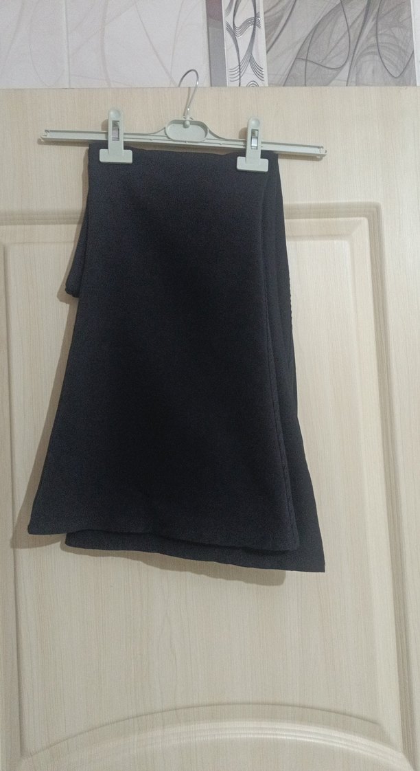 siyah taşlı ve püsküllü takım elbise - Görsel 4