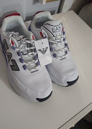 Renkli Baskılı Beyaz Bağcıklı Erkek Spor Ayakkabı - Görsel 2