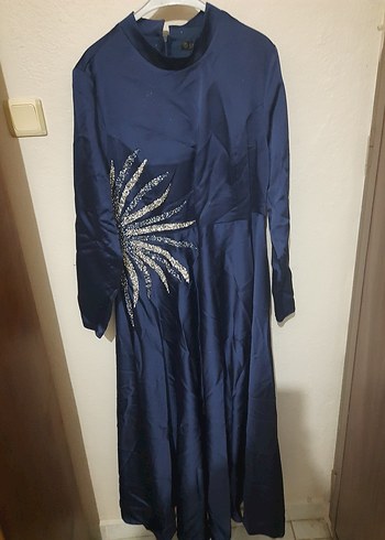 Mavi İşlemeli Uzun Kollu Kadın Abiye Elbise - Görsel 5