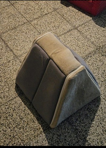 Gri Kedi Evi - Görsel 2