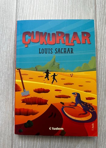 Çukurlar - Louis Sachar