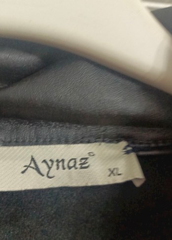 Düğmeli Uzun Siyah Deri Kadın Ceket - Görsel 4