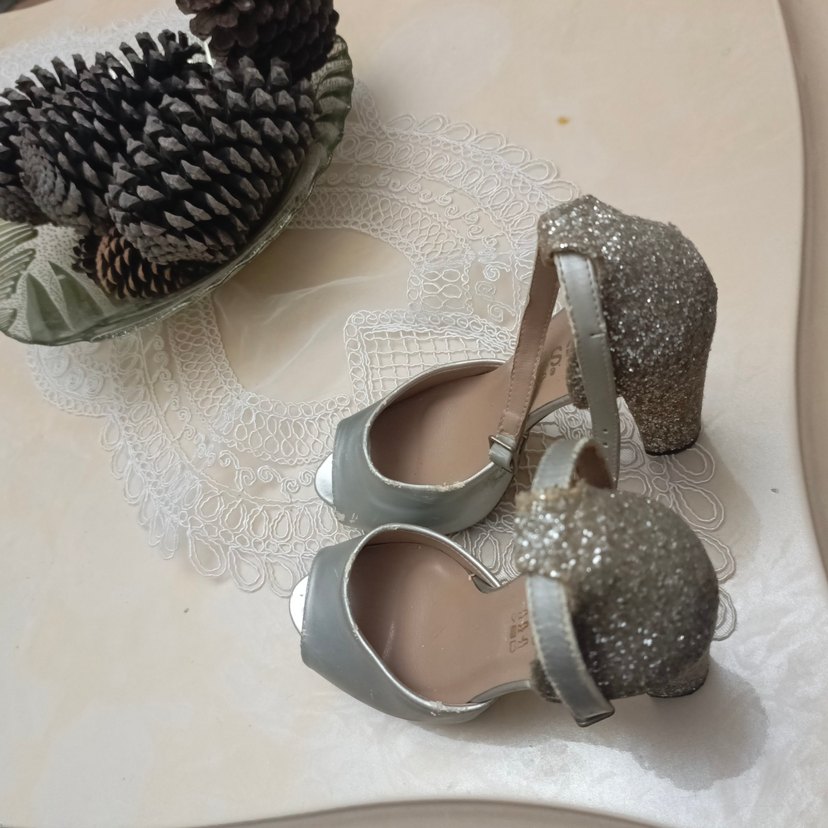 abiye altına uygun düğünlerde rahatlıkla giyilebilir - Görsel 4