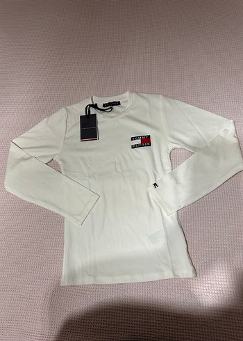 s Beden Tommy Hilfiger Siyah Baskılı Uzun Kollu Tişört